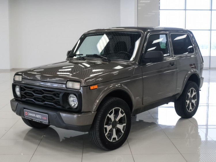 Lada (ВАЗ) 2121 (4x4) Luxe Urban brown,  Urban 1.7 MT (83 л.с.) 4WD