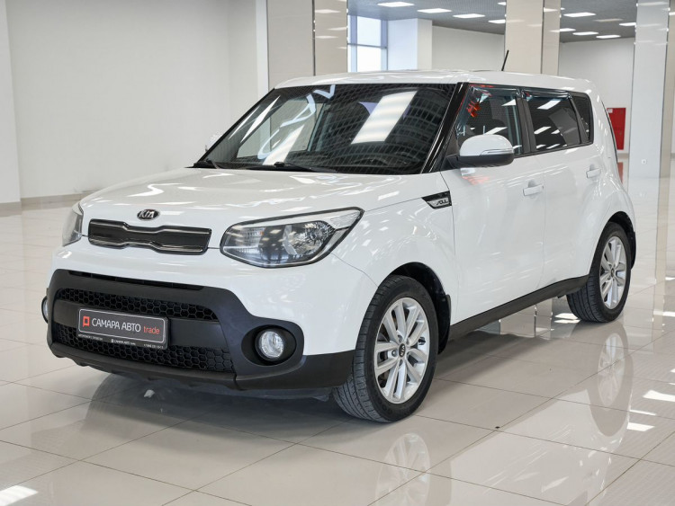 Kia Soul Luxe white,  1.6 AT (132 л.с.)