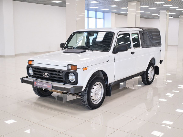 Lada (ВАЗ) 2329 Standard white,  1.7 MT (79 л.с.) 4WD
