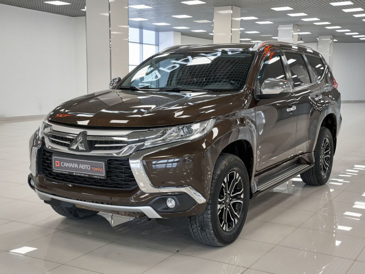 Mitsubishi Pajero Sport Intense brown,  2.4d AT (181 л.с.) 4WD