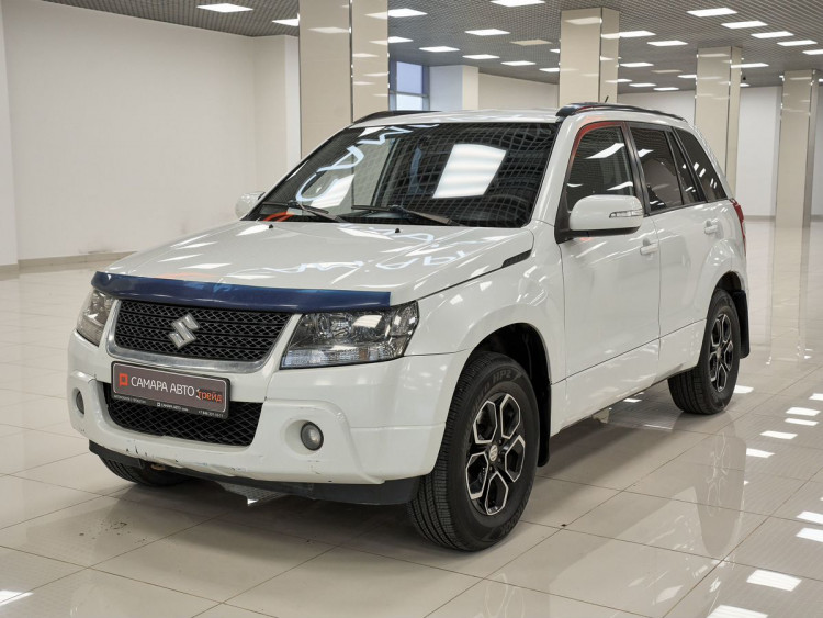Suzuki Grand Vitara JLX-E white,  2.0 AT (140 л.с.) 4WD