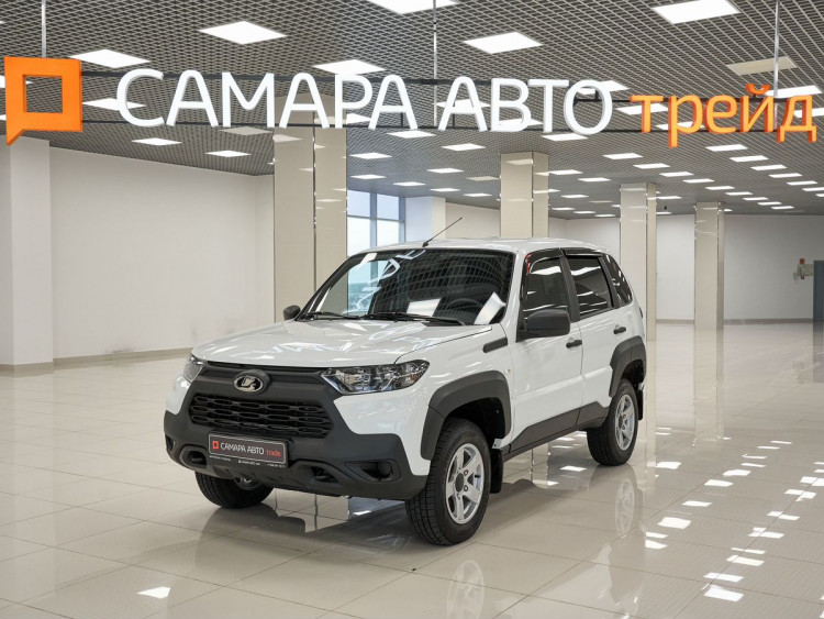 Lada (ВАЗ) Niva Travel Комфорт'24 white,  1.7 MT (83 л.с.) 4WD