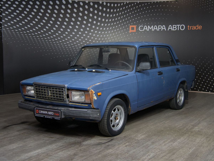 ВАЗ (Lada) 2107 синий,  1.6 MT (74 л.с.)