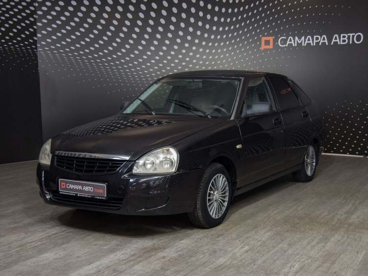 ВАЗ (Lada) Priora зелёный,  1.6 MT (98 л.с.)