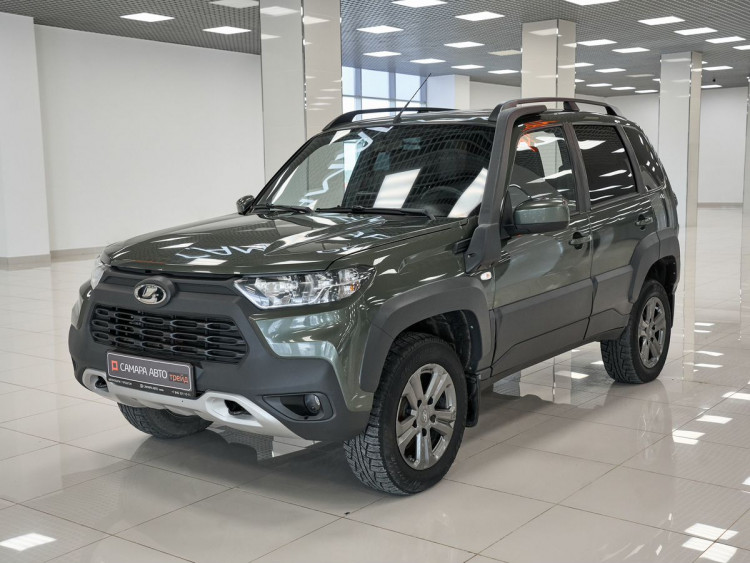 Lada (ВАЗ) Niva Luxe Off-road green,  Off-road 1.7 MT (80 л.с.) 4WD