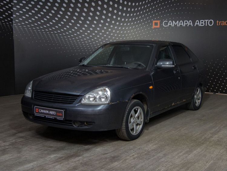 ВАЗ (Lada) Priora чёрный,  1.6 MT (98 л.с.)