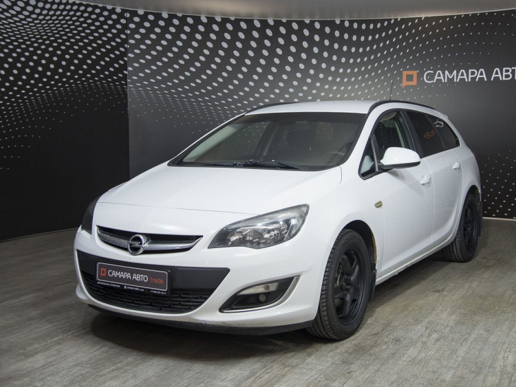 Opel Astra белый,  1.6 MT (115 л.с.)