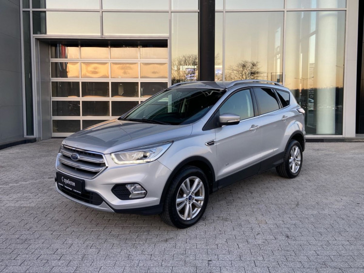 Ford Kuga Titanium silver,  1.5 AT (150 л.с.) 4WD