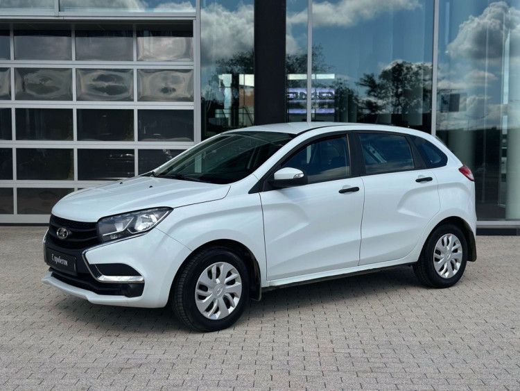 Lada (ВАЗ) XRAY Classic white,  1.6 MT (106 л.с.)