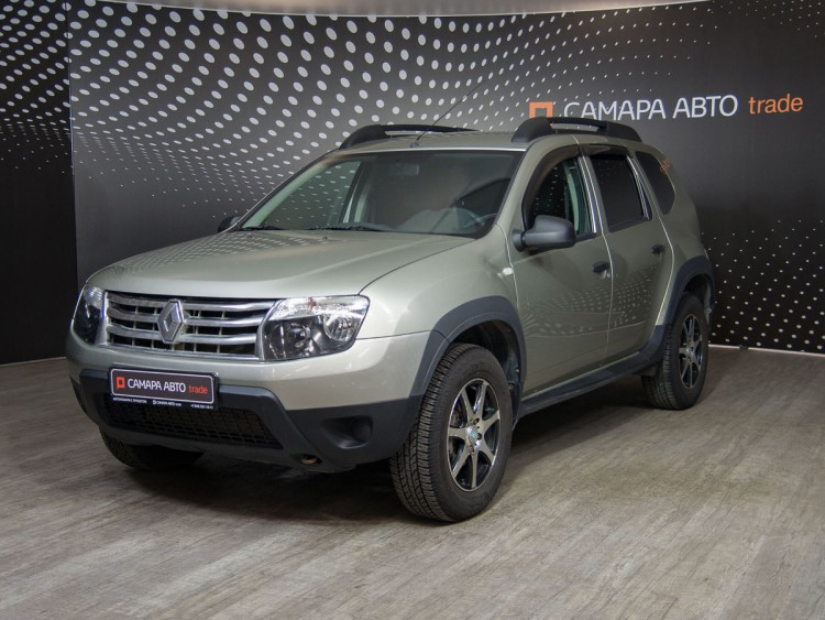 Renault Duster бежевый,  2.0 AT (135 л.с.) 4WD