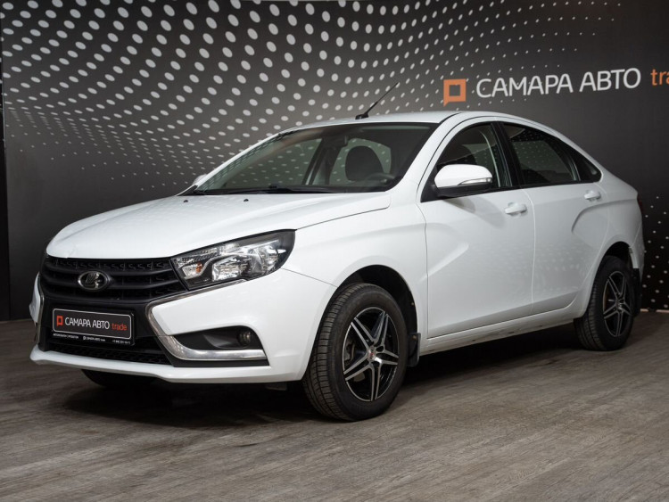 Lada (ВАЗ) Vesta белый,  1.6 MT (106 л.с.)