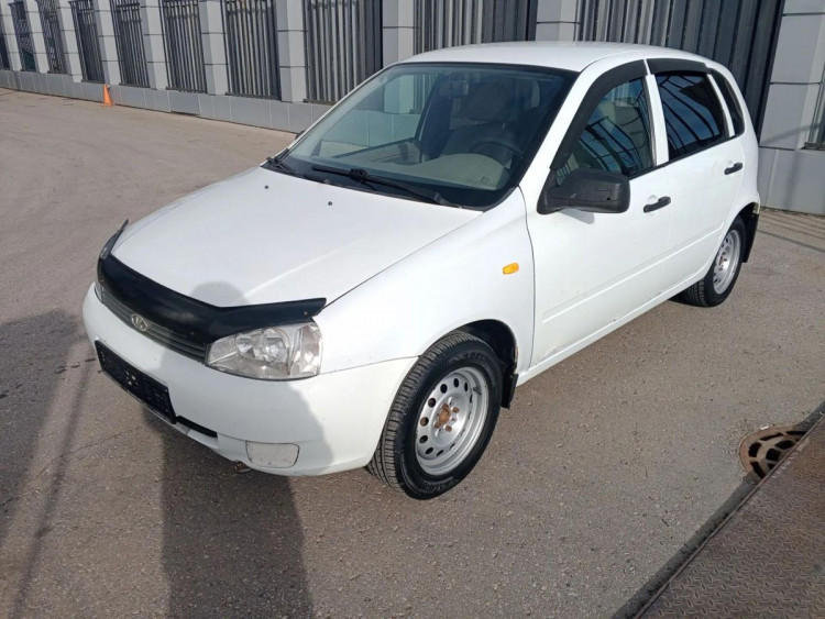 Lada (ВАЗ) Kalina Стандарт white,  1.6 MT (81 л.с.)
