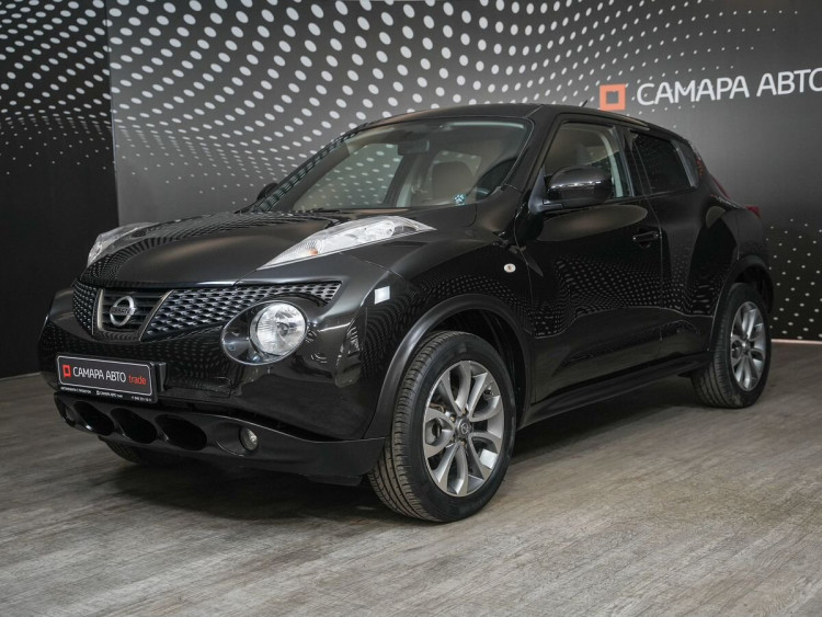 Nissan Juke чёрный,  1.6 CVT (117 л.с.)