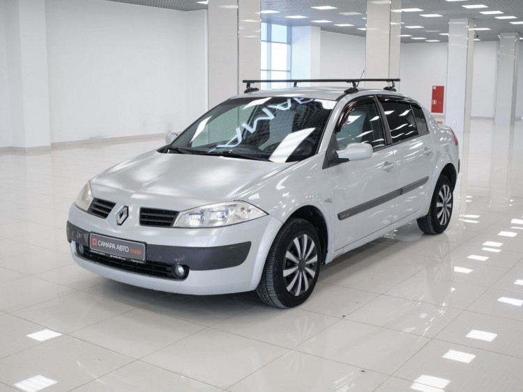 Renault Megane beige,  1.6 MT (115 л.с.)