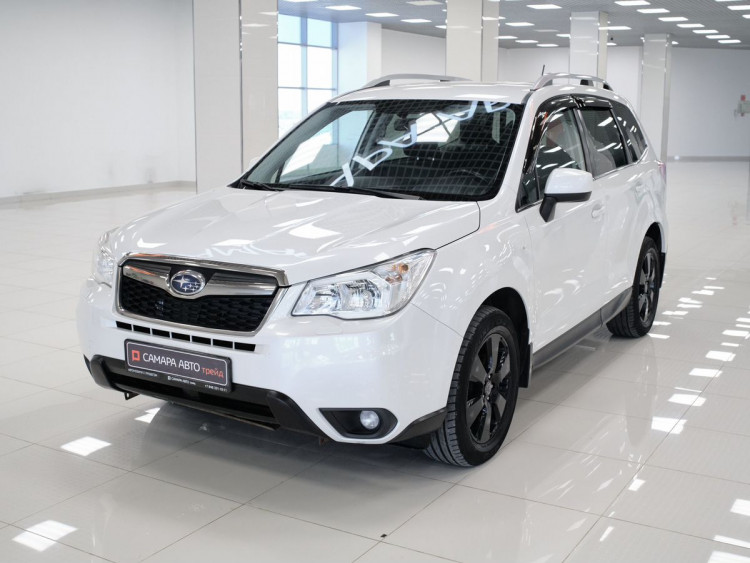 Subaru Forester BM white,  2.0 MT (150 л.с.) 4WD