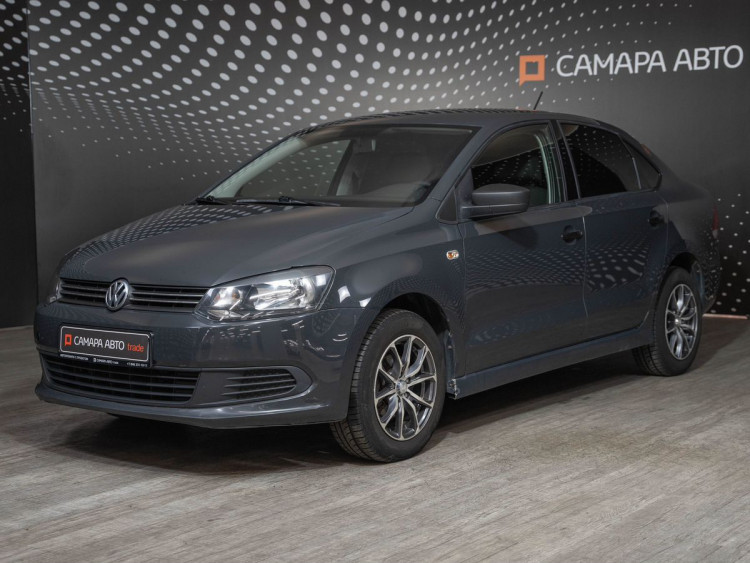 Volkswagen Polo серый,  1.6 MT (105 л.с.)