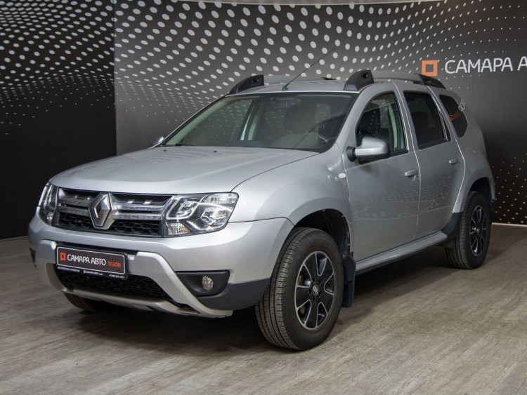 Renault Duster серый,  2.0 MT (143 л.с.) 4WD