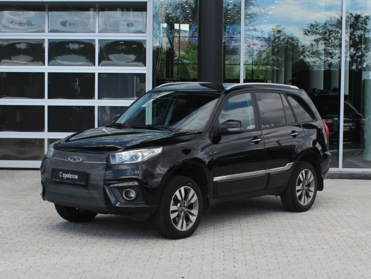 CHERY Tiggo 3 чёрный,  1.6 MT (126 л.с.)