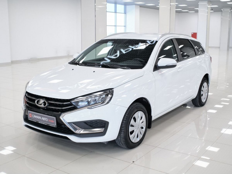 Lada (ВАЗ) Vesta Enjoy (2023-2024) white,  SW 1.6 MT (106 л.с.)