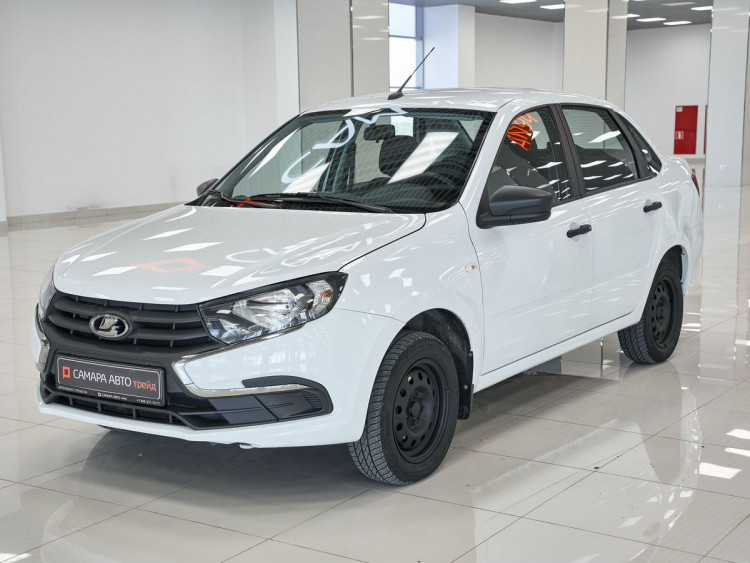 Lada (ВАЗ) Granta Standard (2021-2022) white,  1.6 MT (90 л.с.)